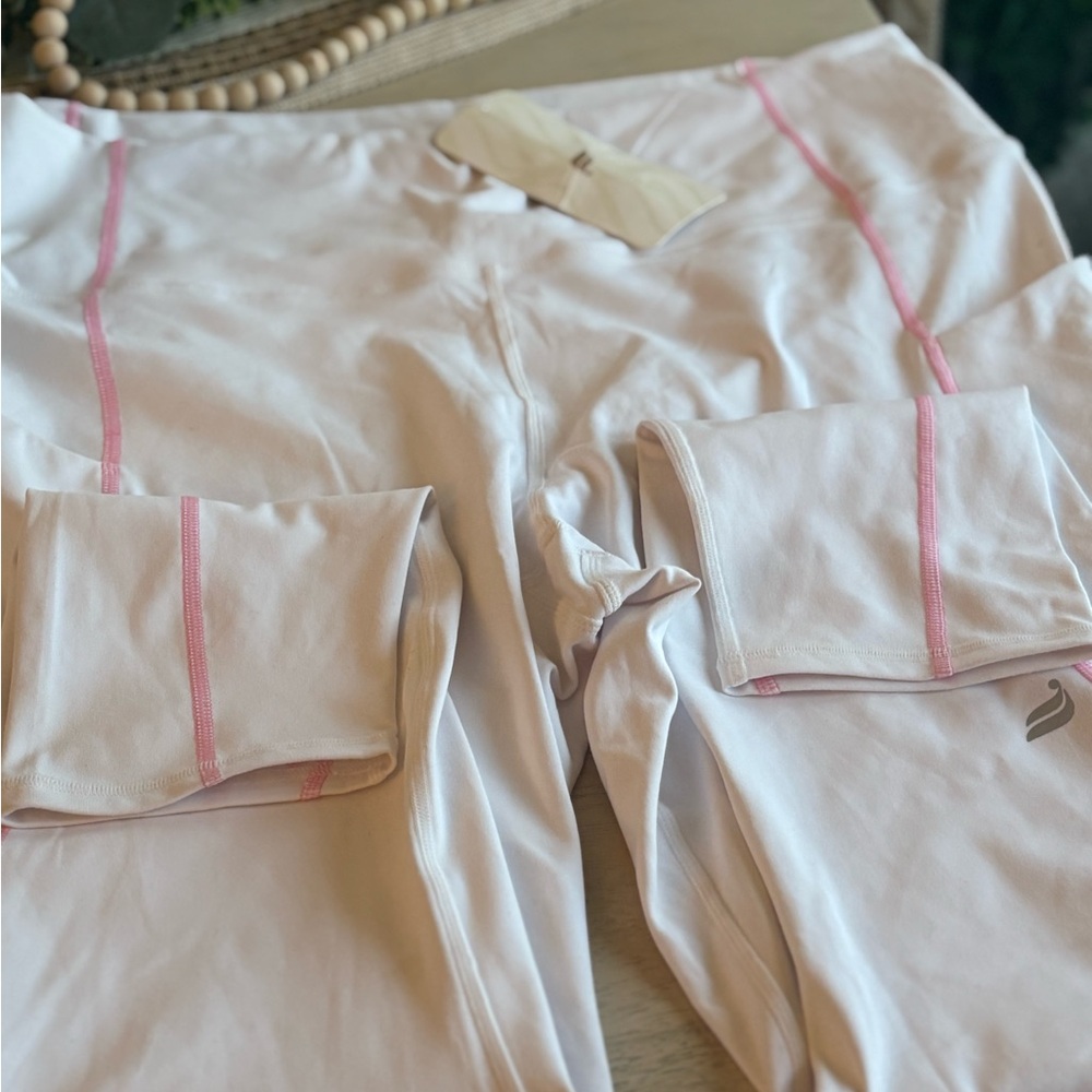 Fabletics Pink and White leggings.